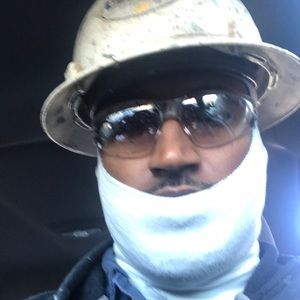 Meet your Posher, Dexter